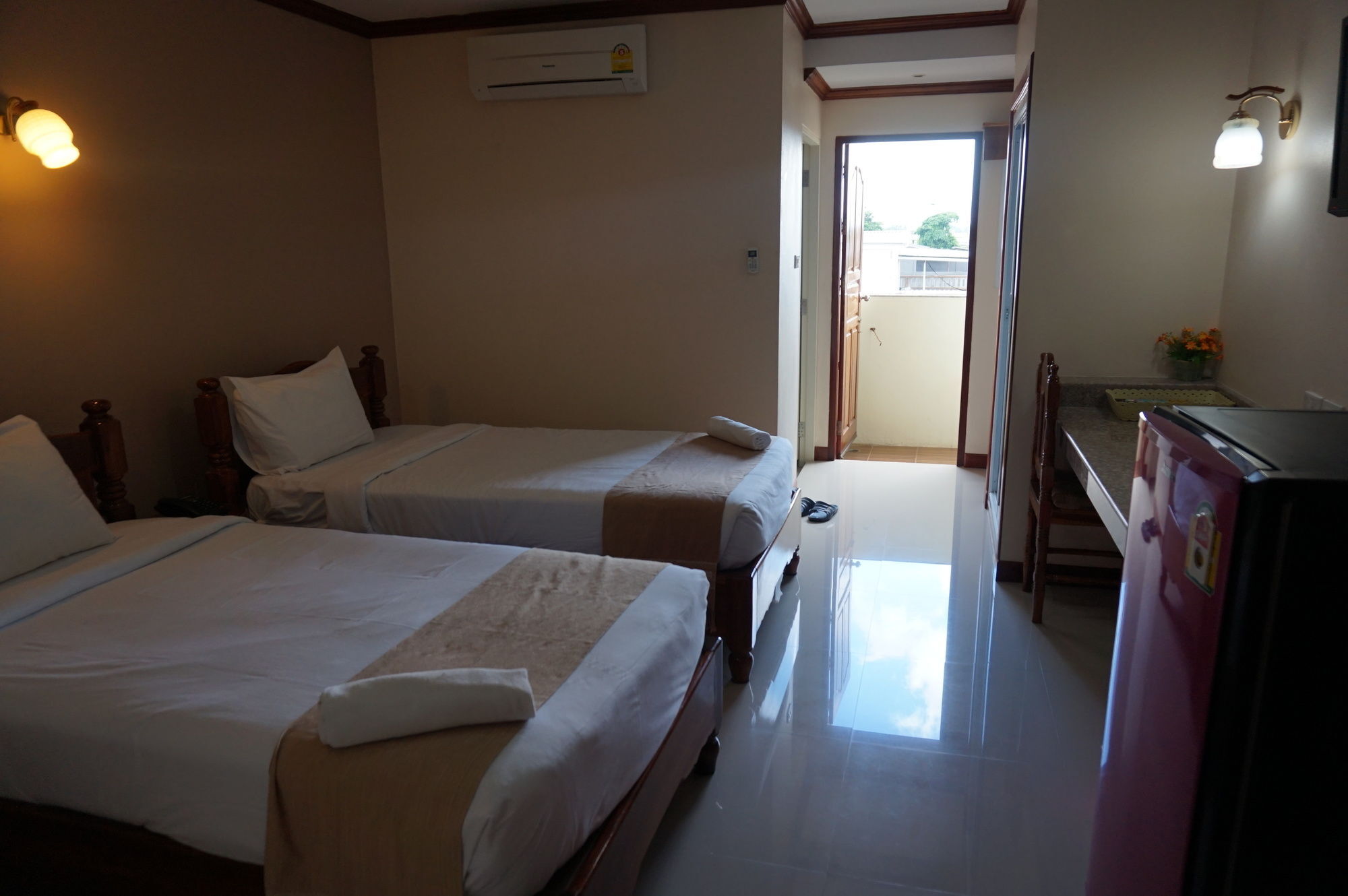 NP Residence Nakhon Phanom Eksteriør billede