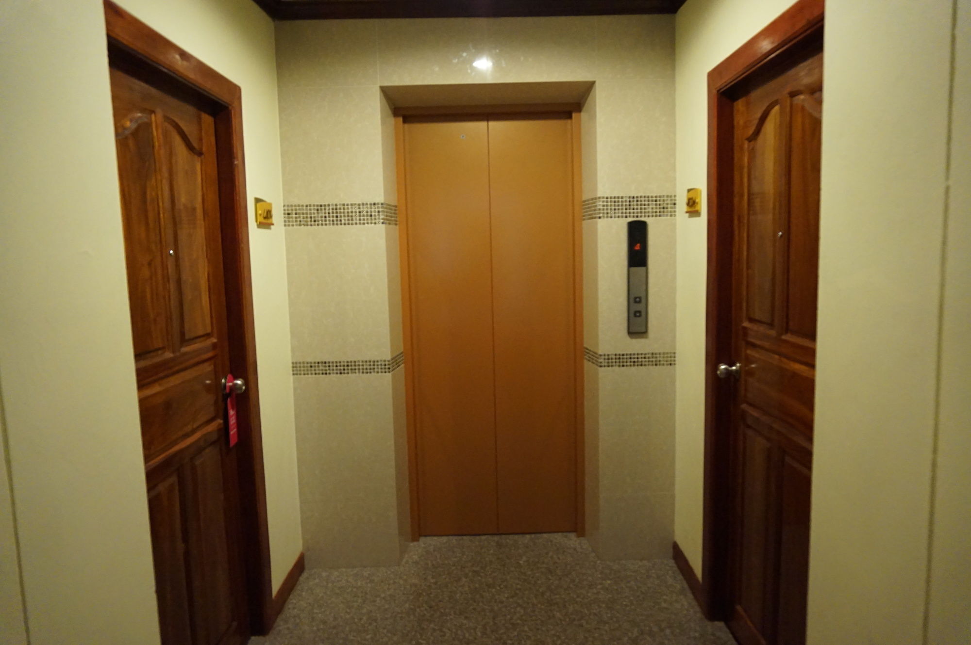 NP Residence Nakhon Phanom Eksteriør billede